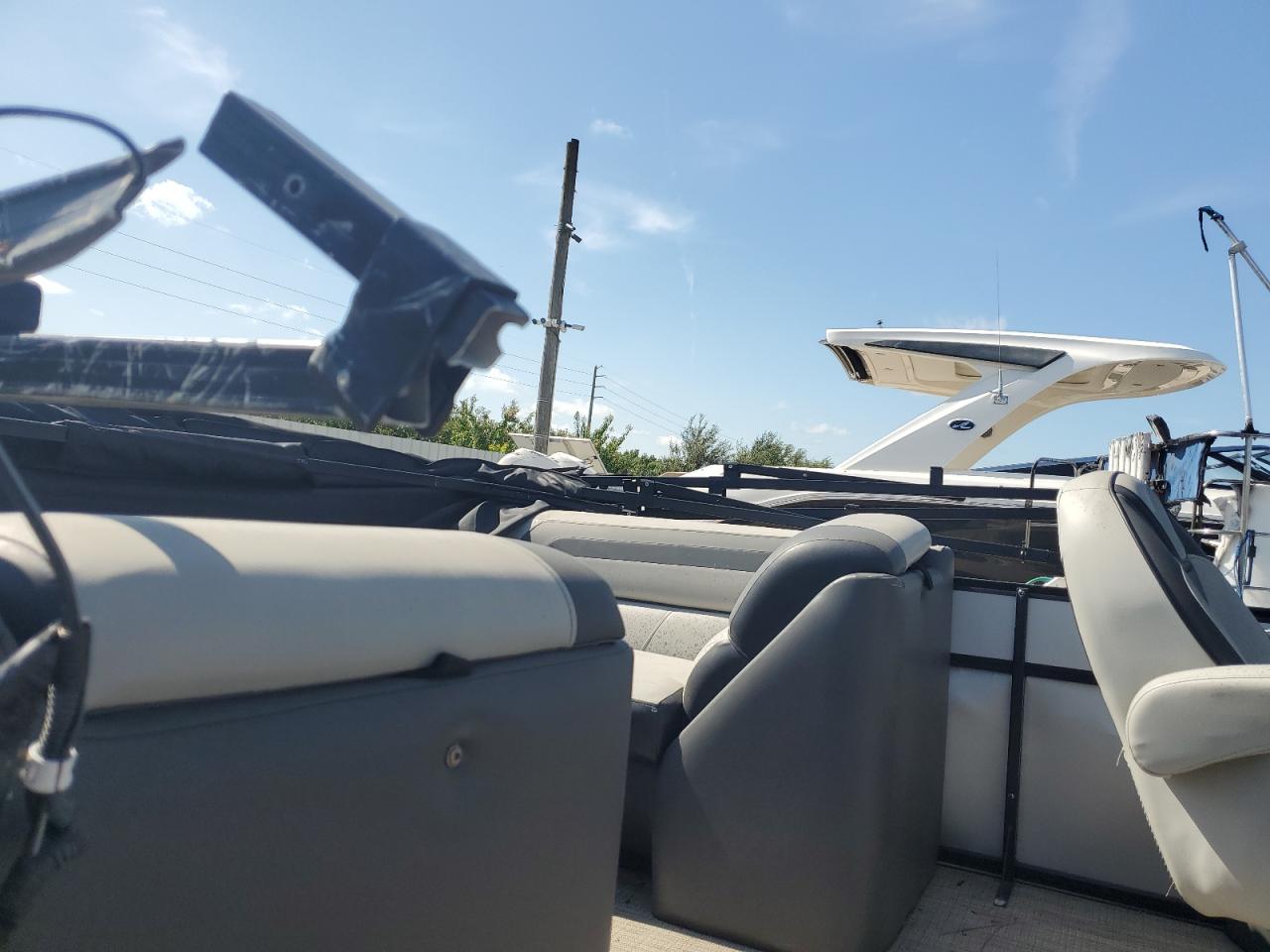 Lot #3245336895 2022 VIAGGIO 22U