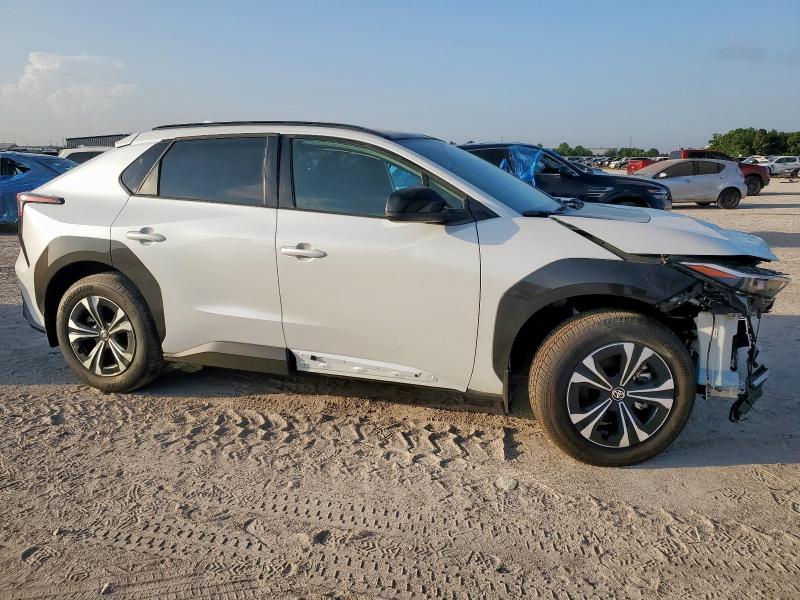 2025 TOYOTA BZ4X XLE - JTMABACA9SA092845
