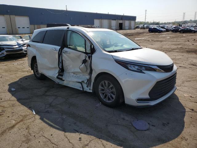 2021 TOYOTA SIENNA LE - 5TDGRKECXMS001825
