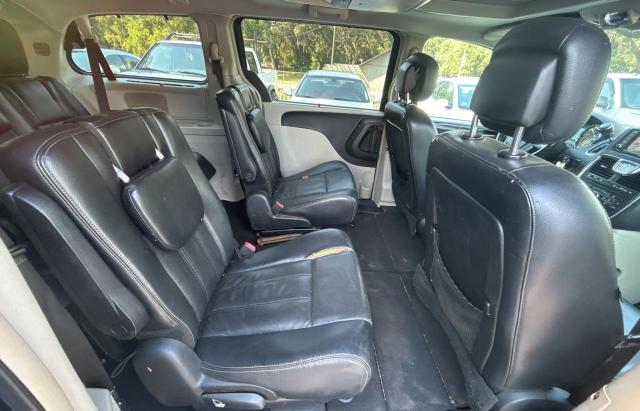 2012 CHRYSLER TOWN & COU - 2C4RC1CG2CR413478
