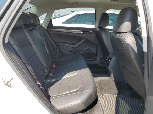 2016 VOLKSWAGEN PASSAT SE 1VWBS7A33GC066844