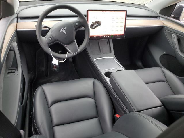 2024 TESLA MODEL Y 7SAYGDEE7RA269511