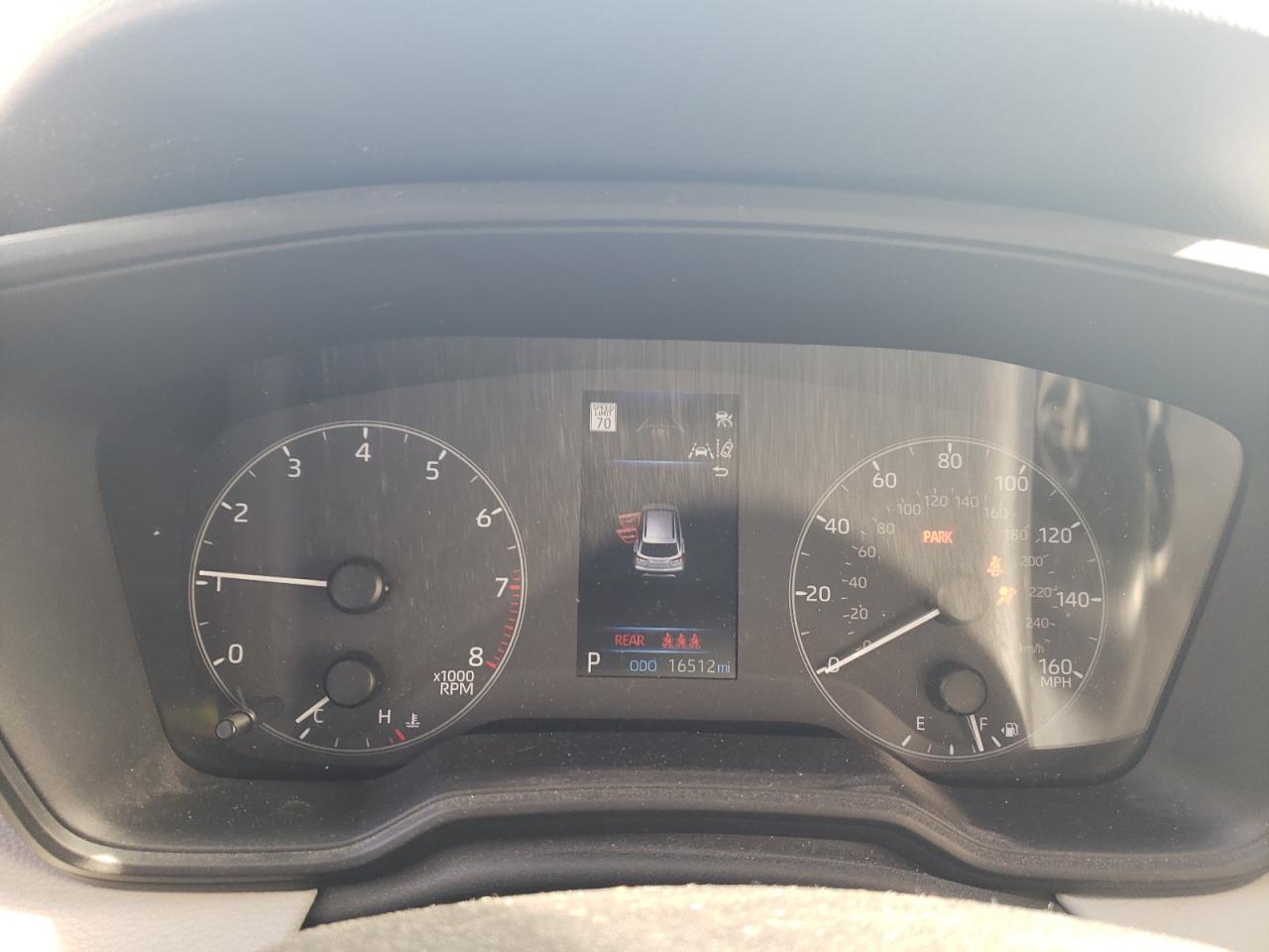 TOYOTA COROLLA CROSS L