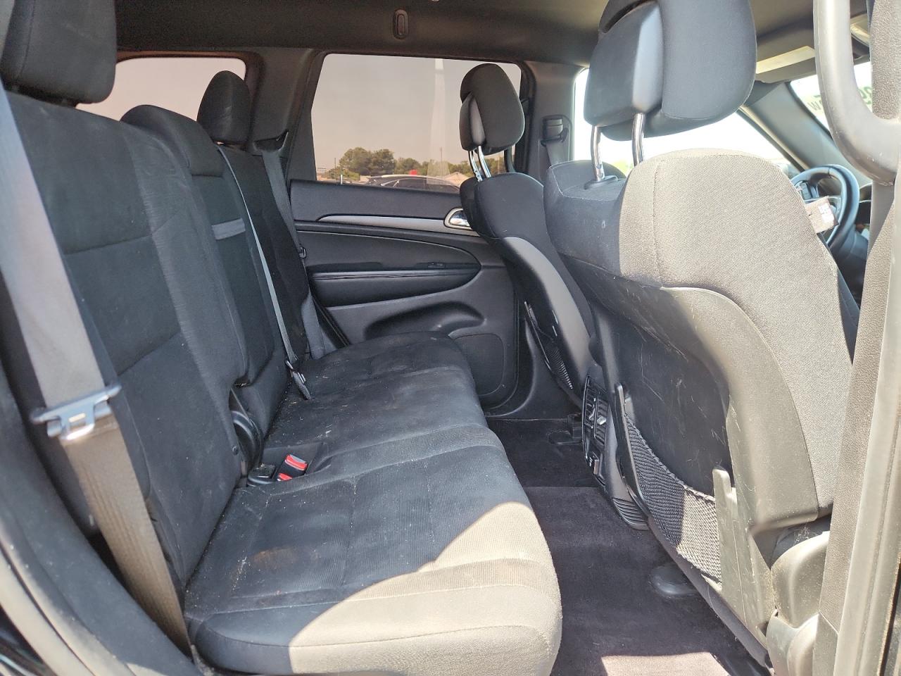 JEEP GRAND CHEROKEE LAREDO