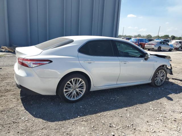 2018 TOYOTA CAMRY HYBR 4T1B21HK6JU004154