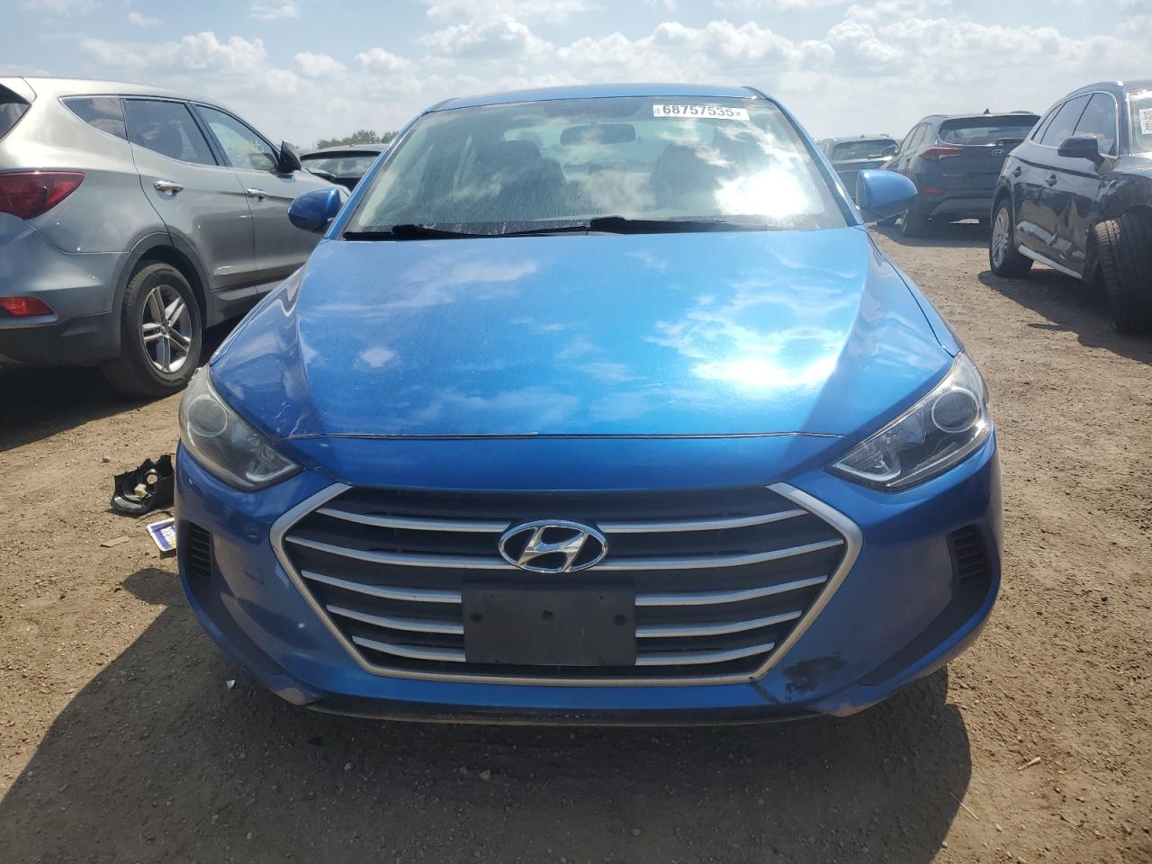 HYUNDAI ELANTRA SE