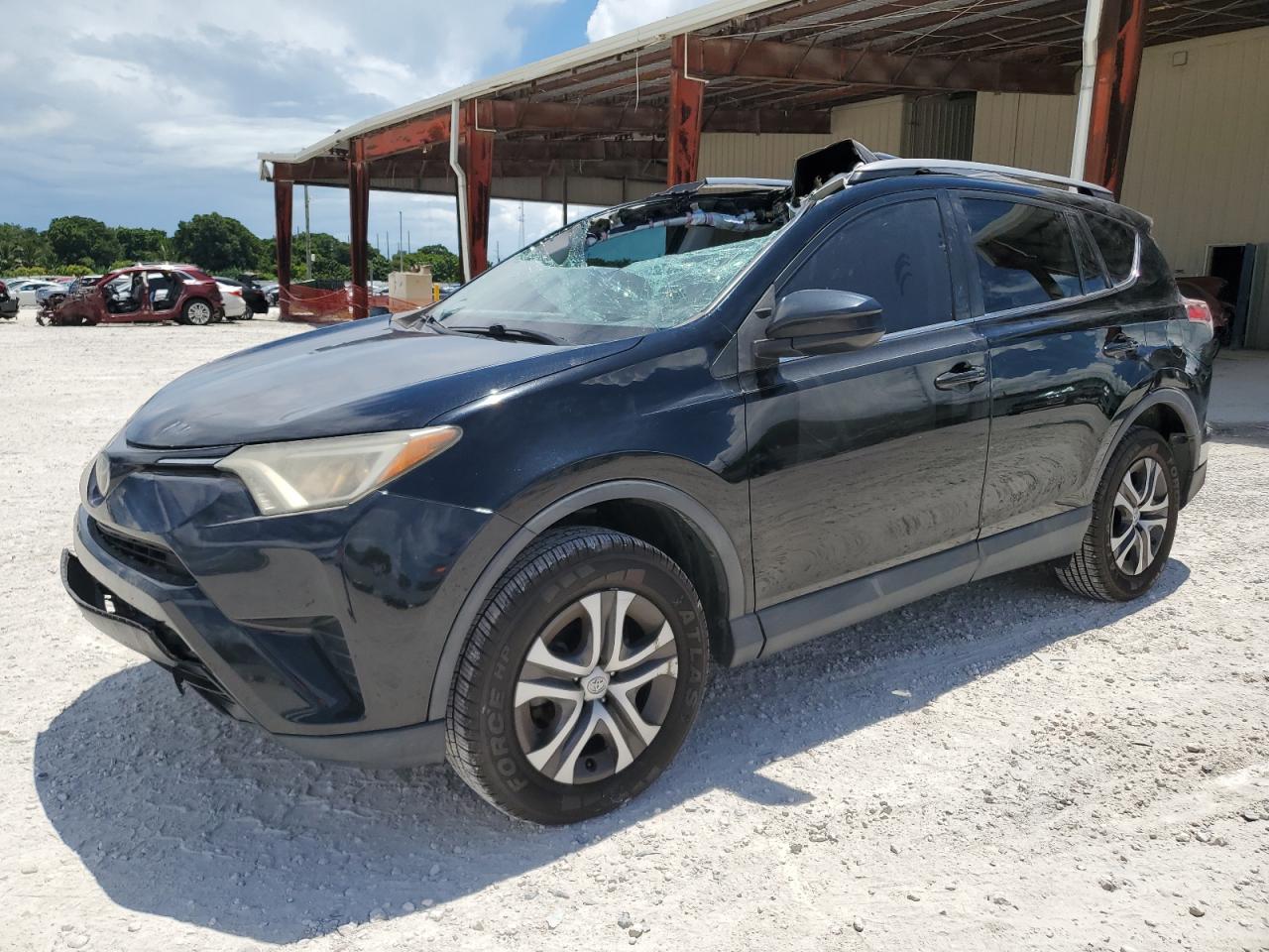 TOYOTA RAV4 LE