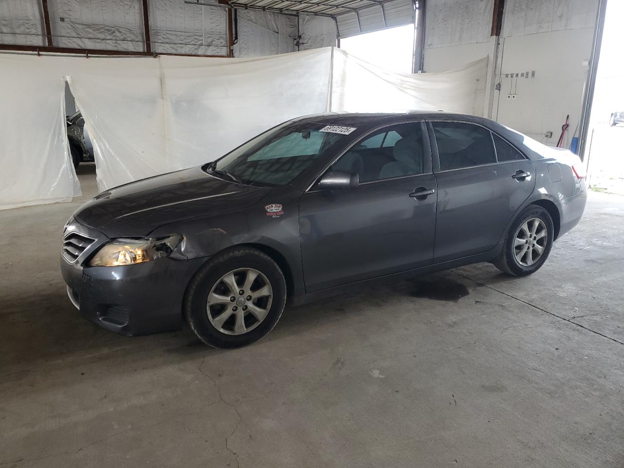 TOYOTA CAMRY BASE
