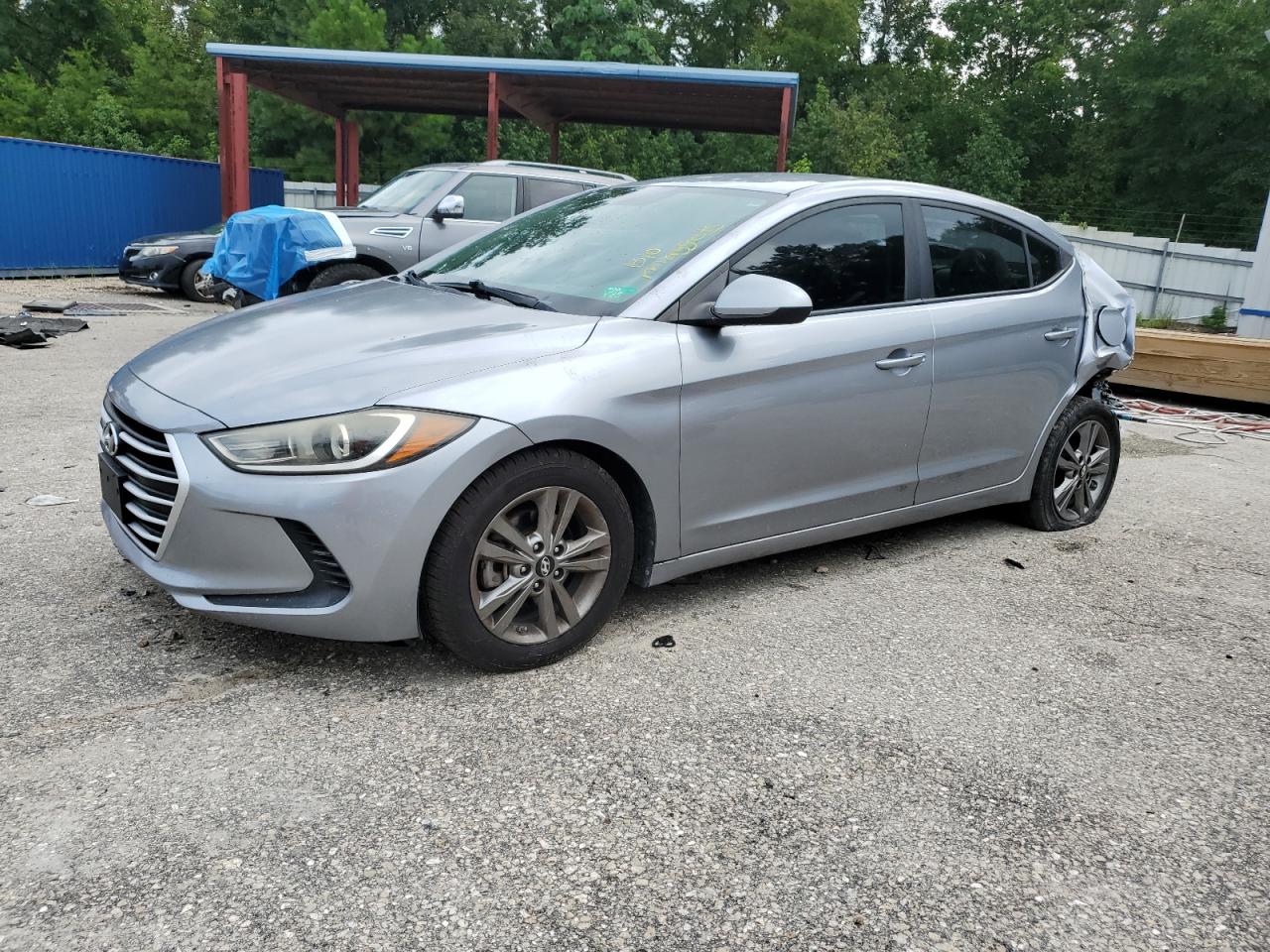 HYUNDAI ELANTRA SE