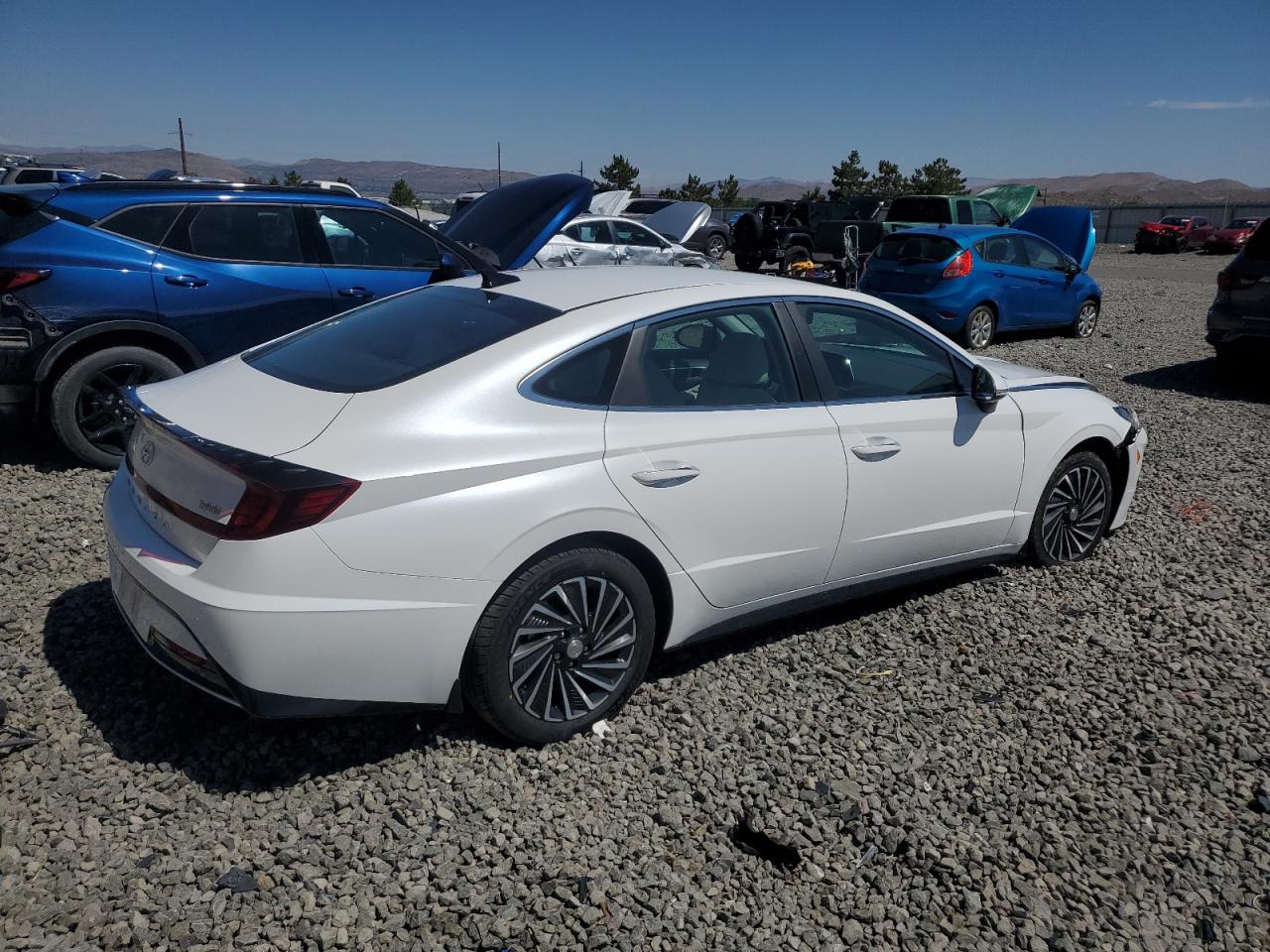HYUNDAI SONATA HYBRID