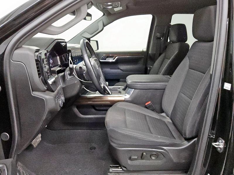 2024 CHEVROLET SILVERADO 1GCUDEE87RZ256369