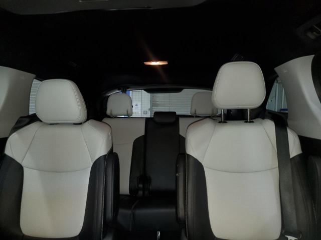 2025 TOYOTA SIENNA XSE 5TDDSKFC8SS189148