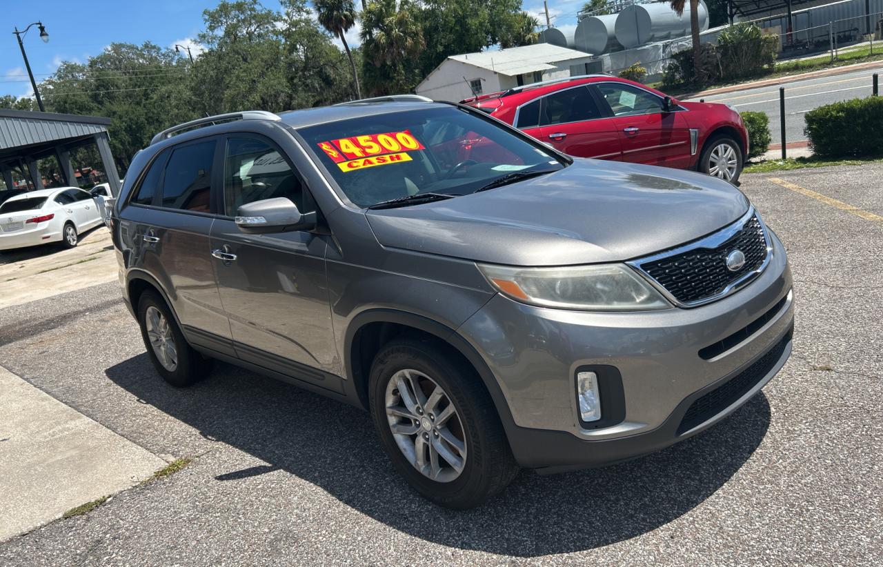 KIA SORENTO LX