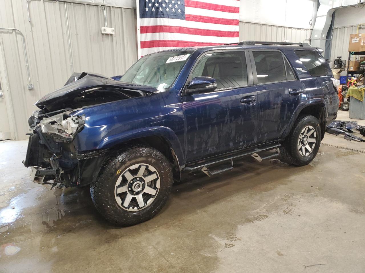 TOYOTA 4RUNNER SR5/SR5 PREMIUM