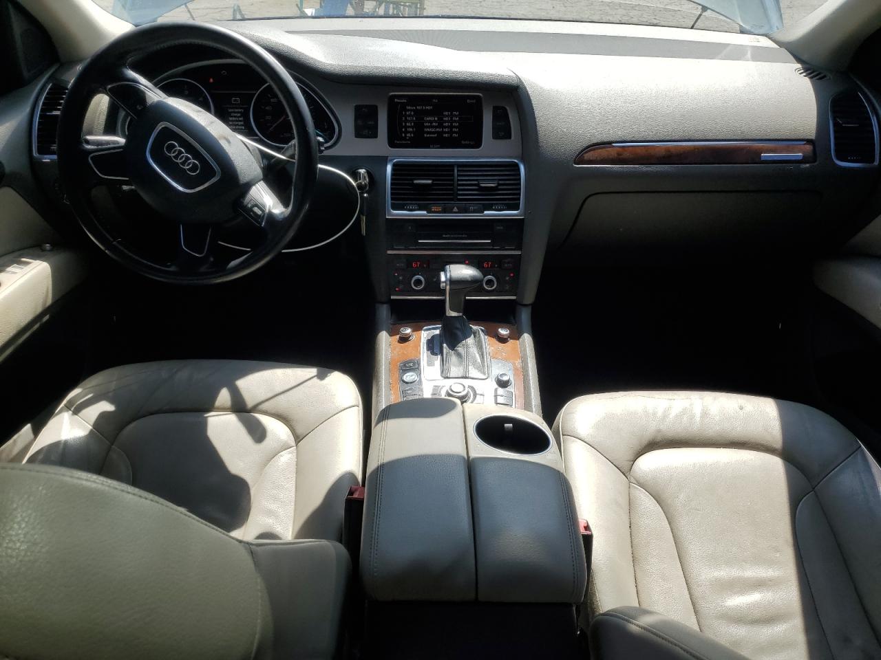 AUDI Q7 PREMIUM PLUS