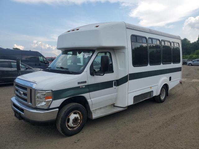 FORD ECONOLINE 2017 white cutaway gas 1FDEE3FS6HDC04609 photo #1