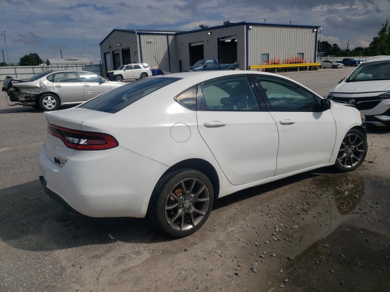 DODGE DART SXT
