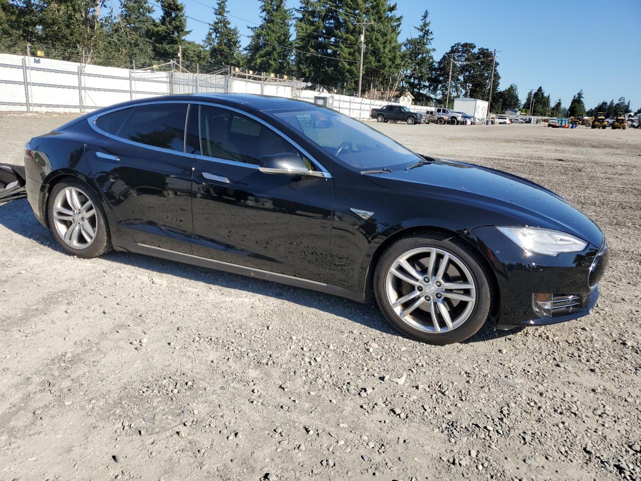TESLA MODEL S