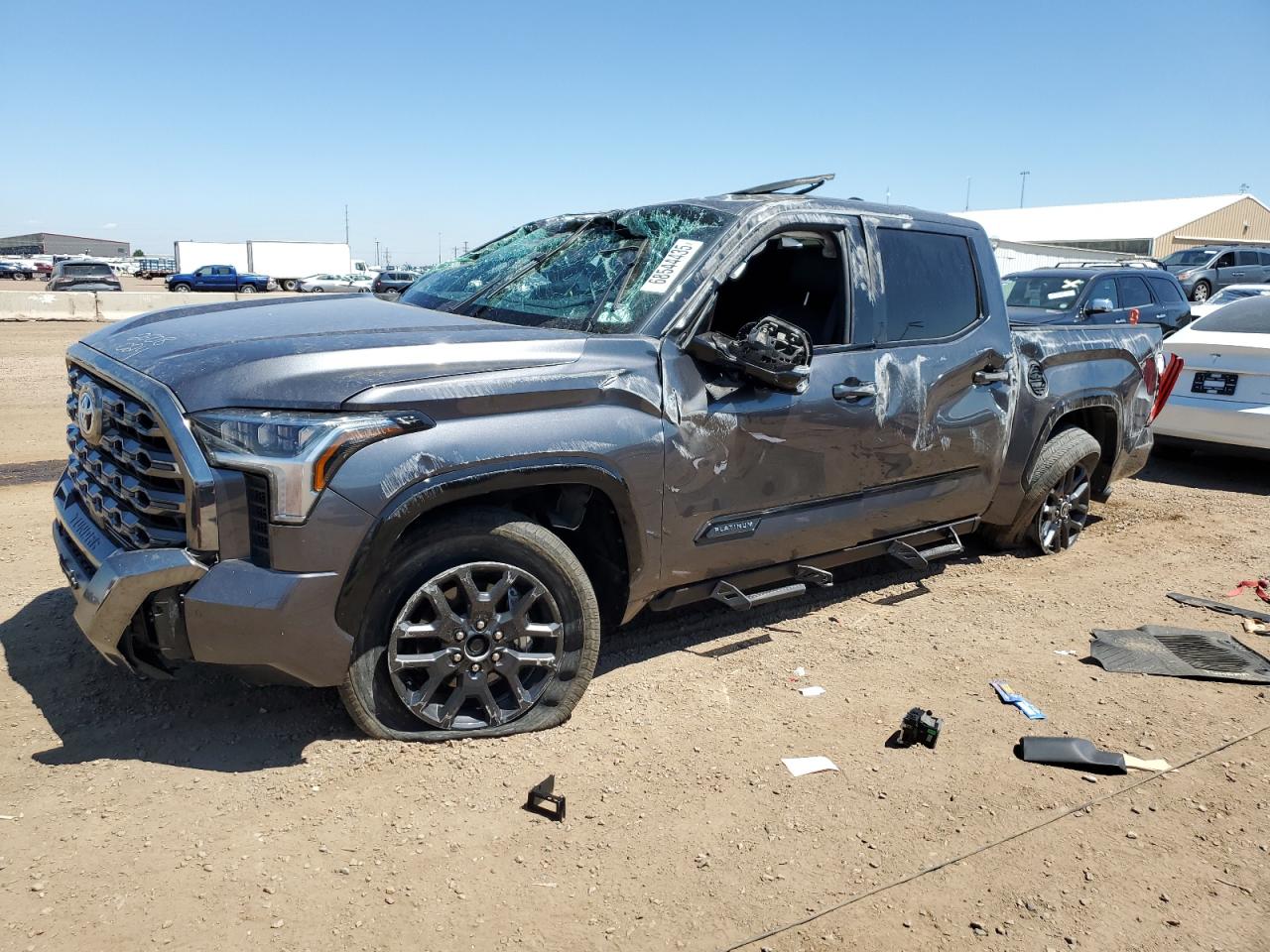 TOYOTA TUNDRA CREWMAX PLATINUM