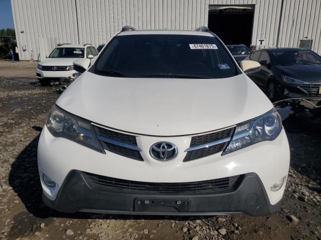 2015 TOYOTA RAV4 XLE JTMRFREV0FD168429