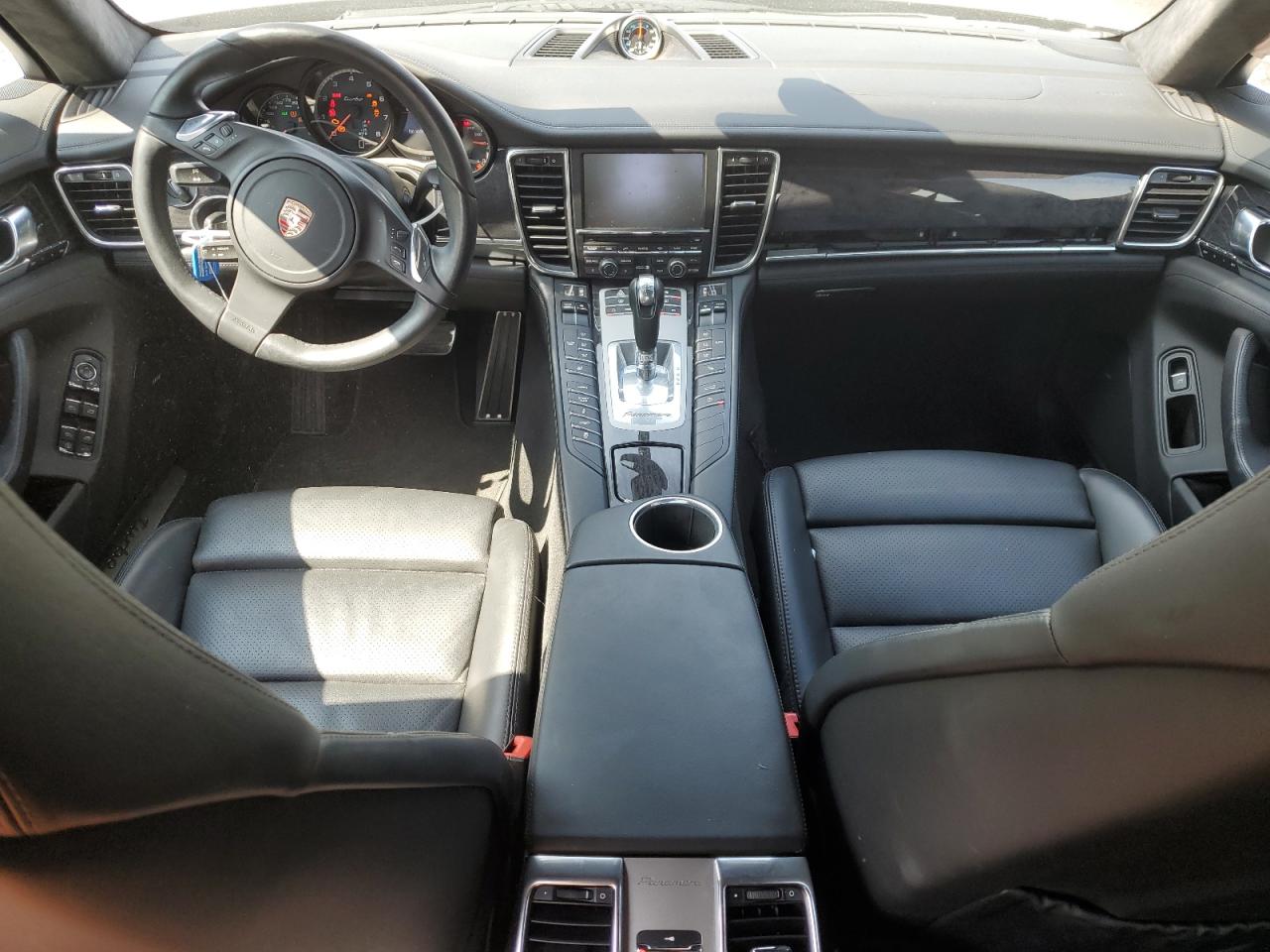 PORSCHE PANAMERA TURBO