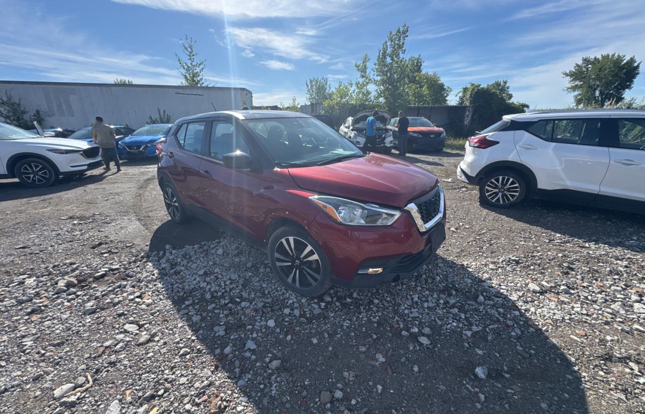 NISSAN KICKS SV