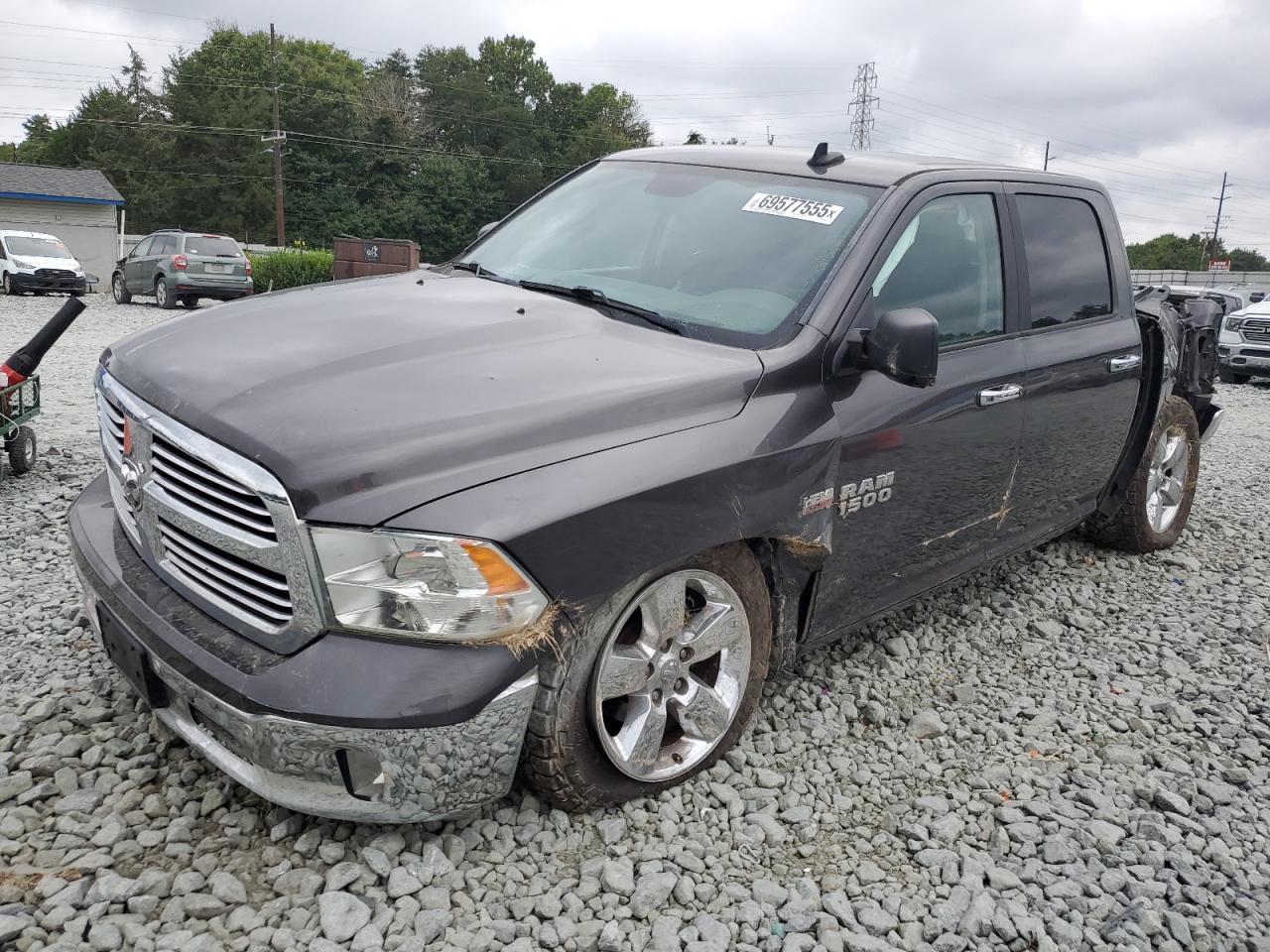 RAM 1500 SLT