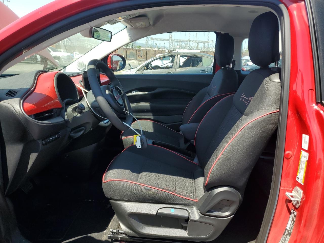 FIAT 500E E RED