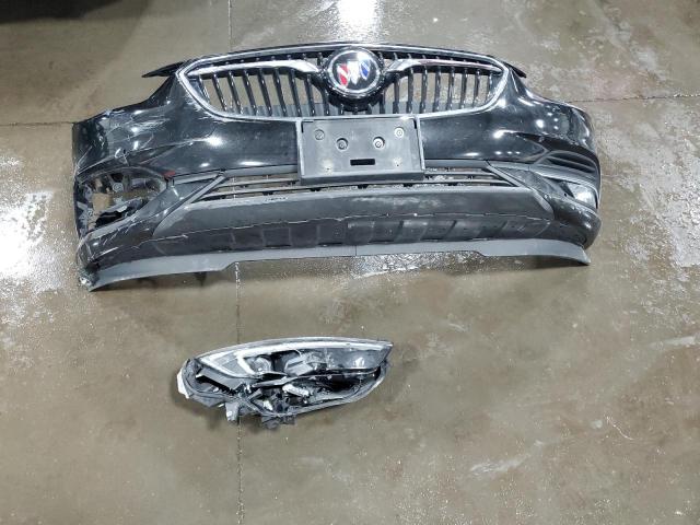 2018 BUICK REGAL ESSE W04GP6SX7J1067045