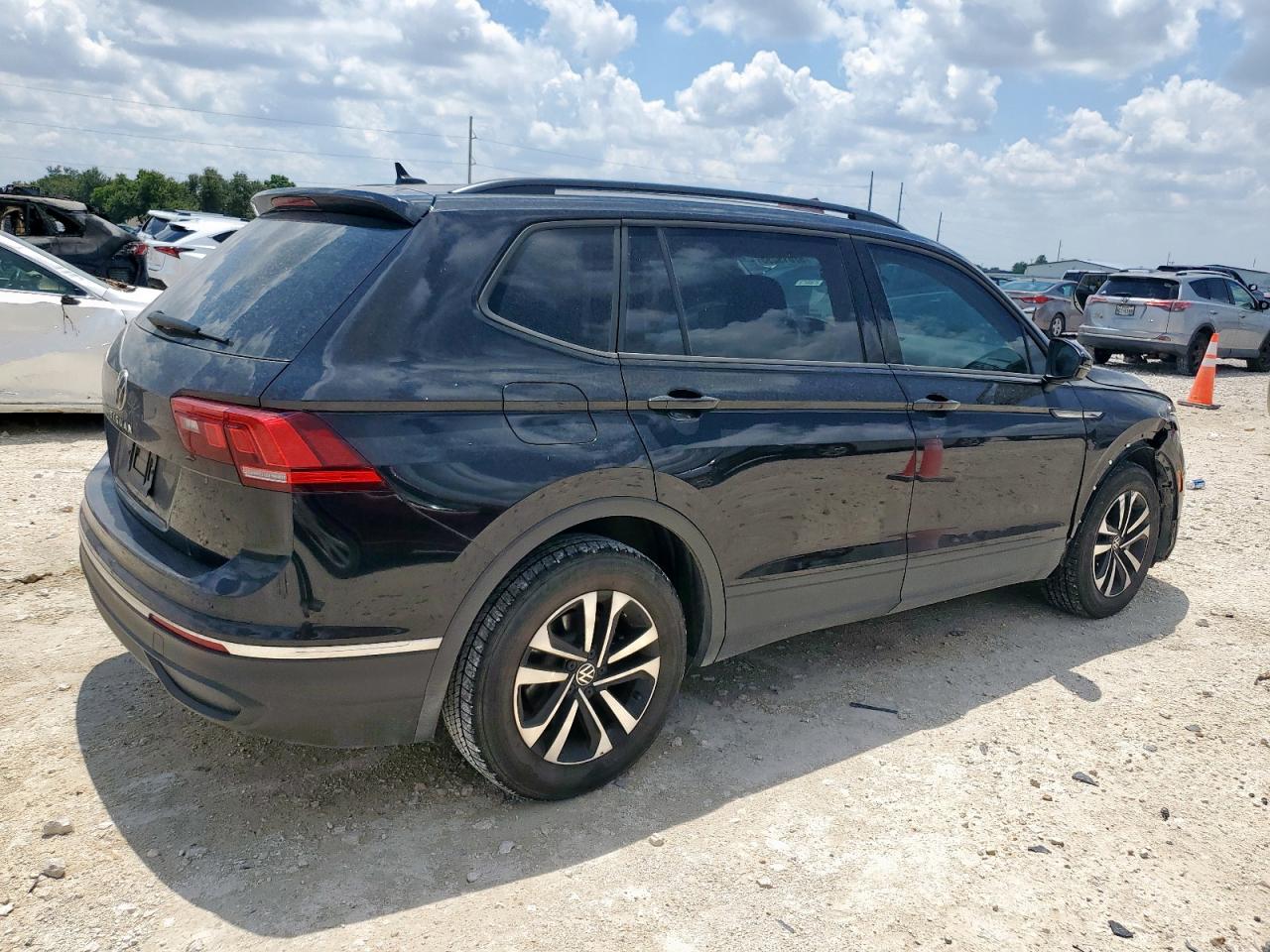 VOLKSWAGEN TIGUAN S