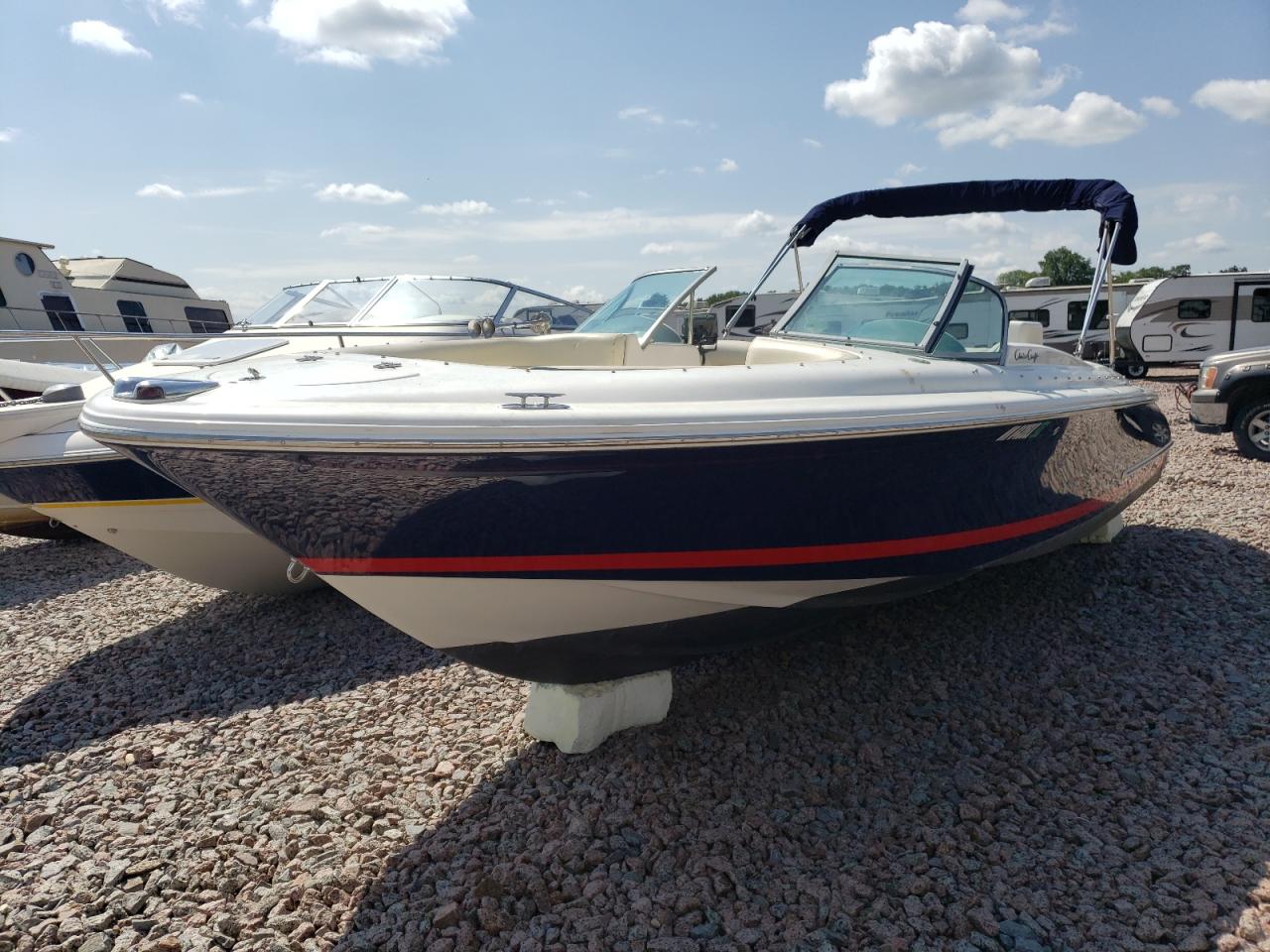 Lot #3230511871 2003 CHRIS CRAFT BOAT