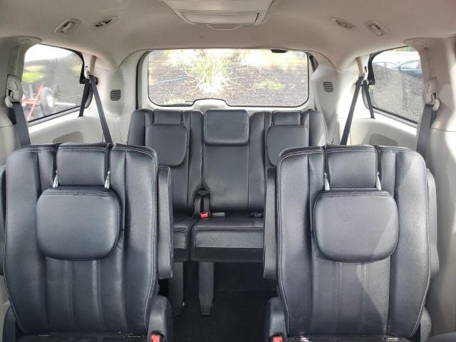 2015 CHRYSLER TOWN & COU 2C4RC1BG8FR644777