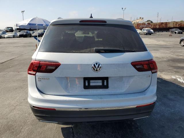 2018 VOLKSWAGEN TIGUAN SE 3VV3B7AXXJM164271
