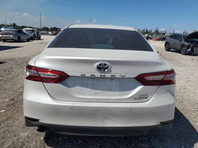2018 TOYOTA CAMRY HYBR 4T1B21HK6JU004154