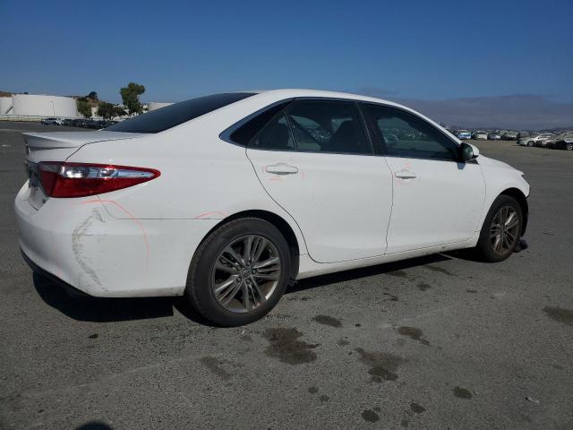 2015 TOYOTA CAMRY LE 4T1BF1FK0FU034197