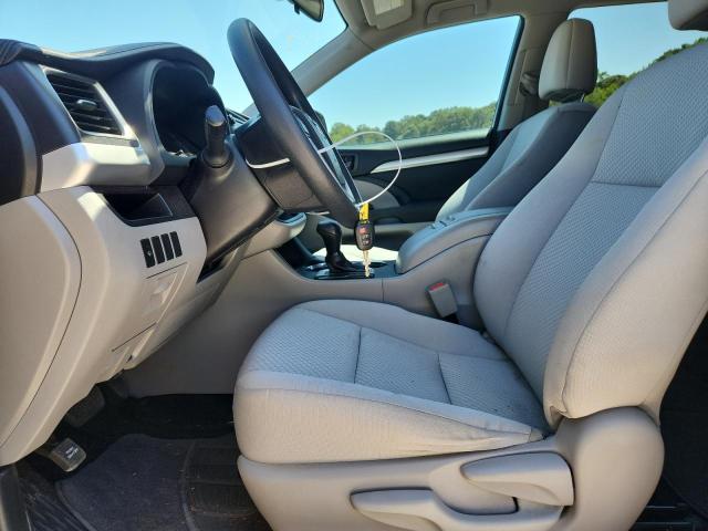 2016 TOYOTA HIGHLANDER LE 5TDZARFH5GS019379