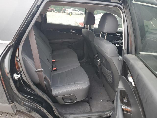 2019 KIA SORENTO LX 5XYPG4A54KG590633