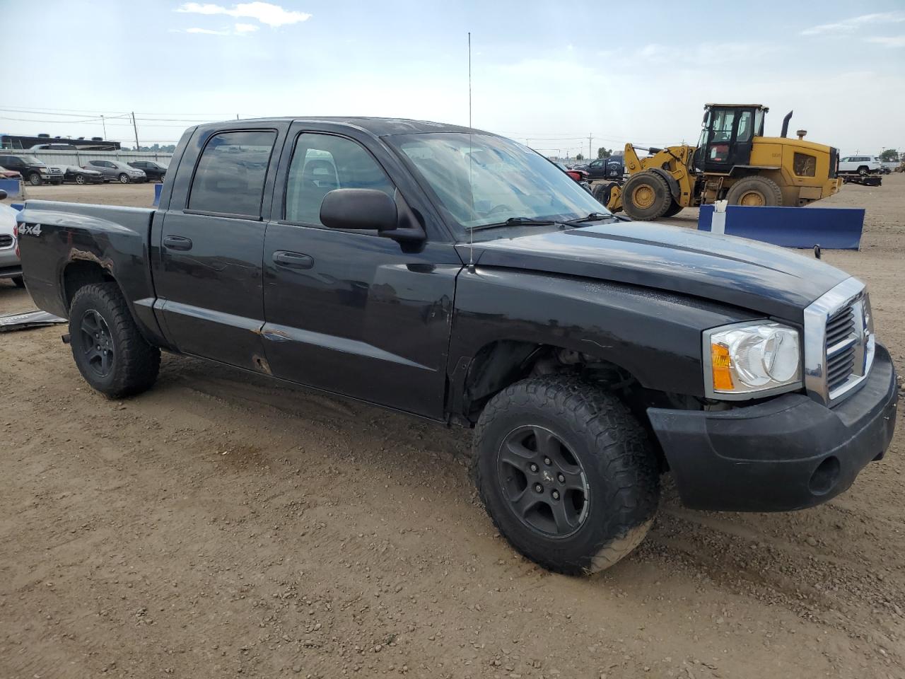 Lot #3276401657 2005 DODGE DAKOTA QUA