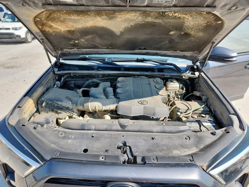 2017 TOYOTA 4RUNNER SR JTEBU5JR9H5470870