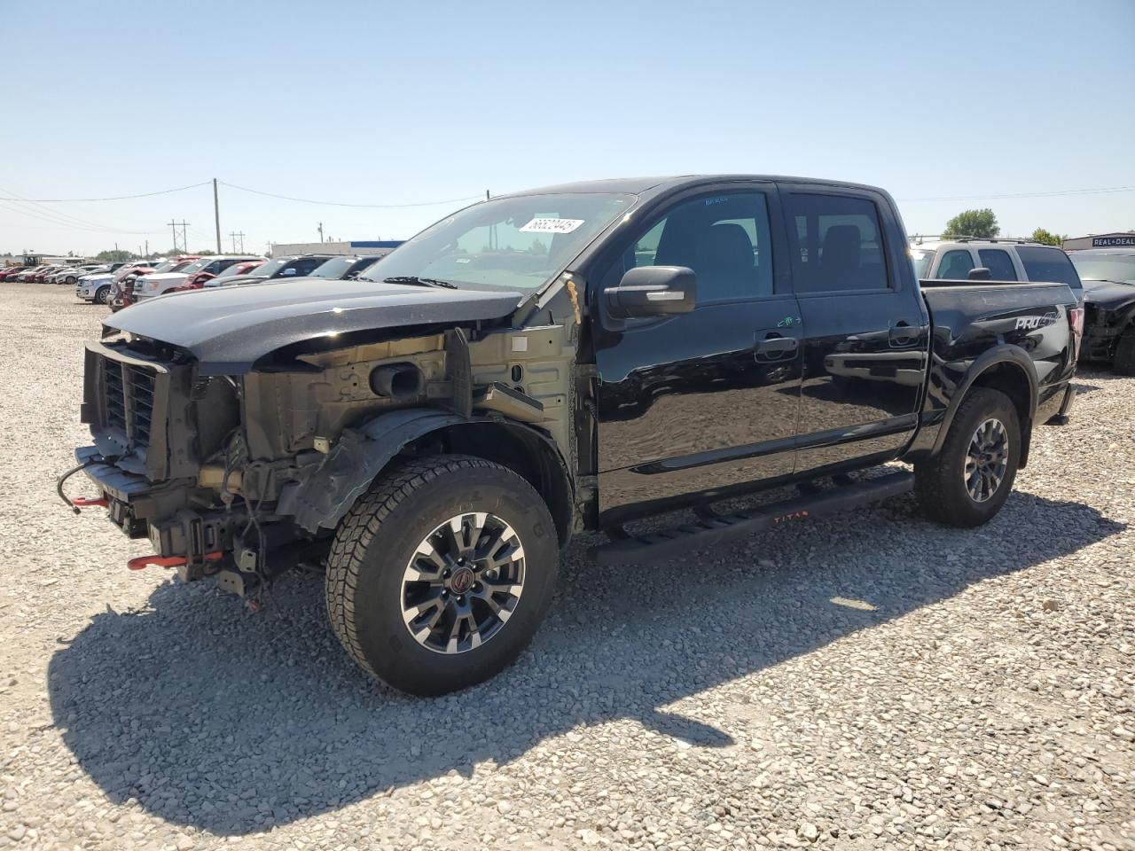 NISSAN TITAN SV
