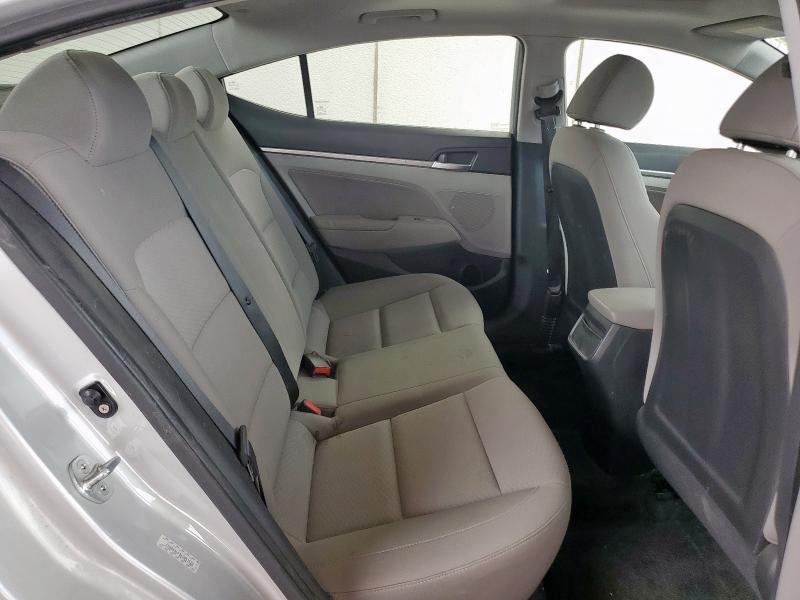 2019 HYUNDAI ELANTRA SE KMHD84LF9KU851528