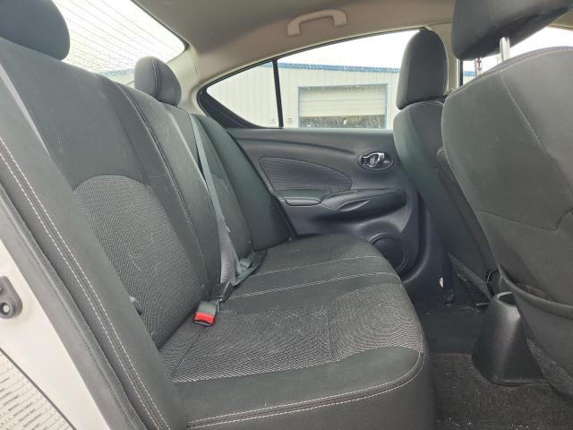 2018 NISSAN VERSA S 3N1CN7AP6JL848460