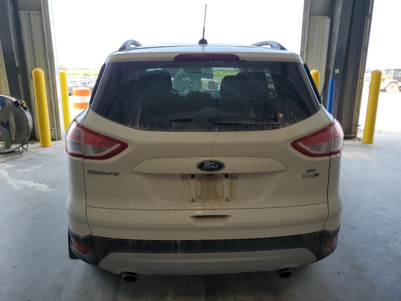 FORD ESCAPE SE