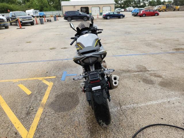 2022 HONDA CBR500 RA MLHPC6250N5300419