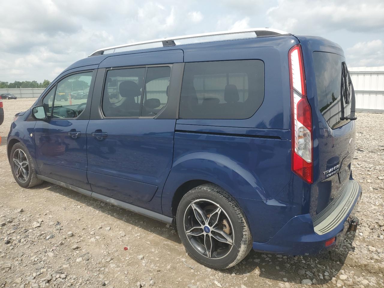 FORD TRANSIT CONNECT TITANIUM