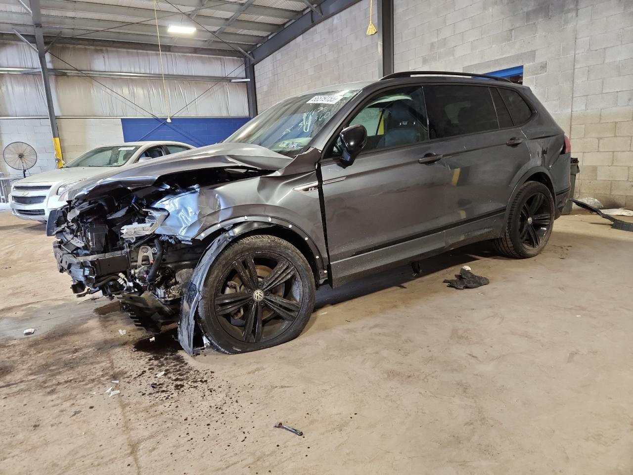  Salvage Volkswagen Tiguan