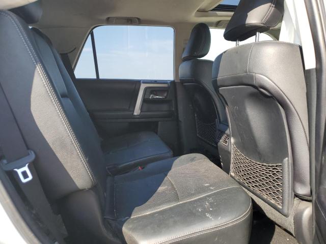 2017 TOYOTA 4RUNNER SR JTEBU5JR6H5419696