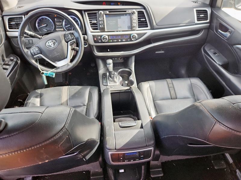 2018 TOYOTA HIGHLANDER SE 5TDKZRFH2JS541078