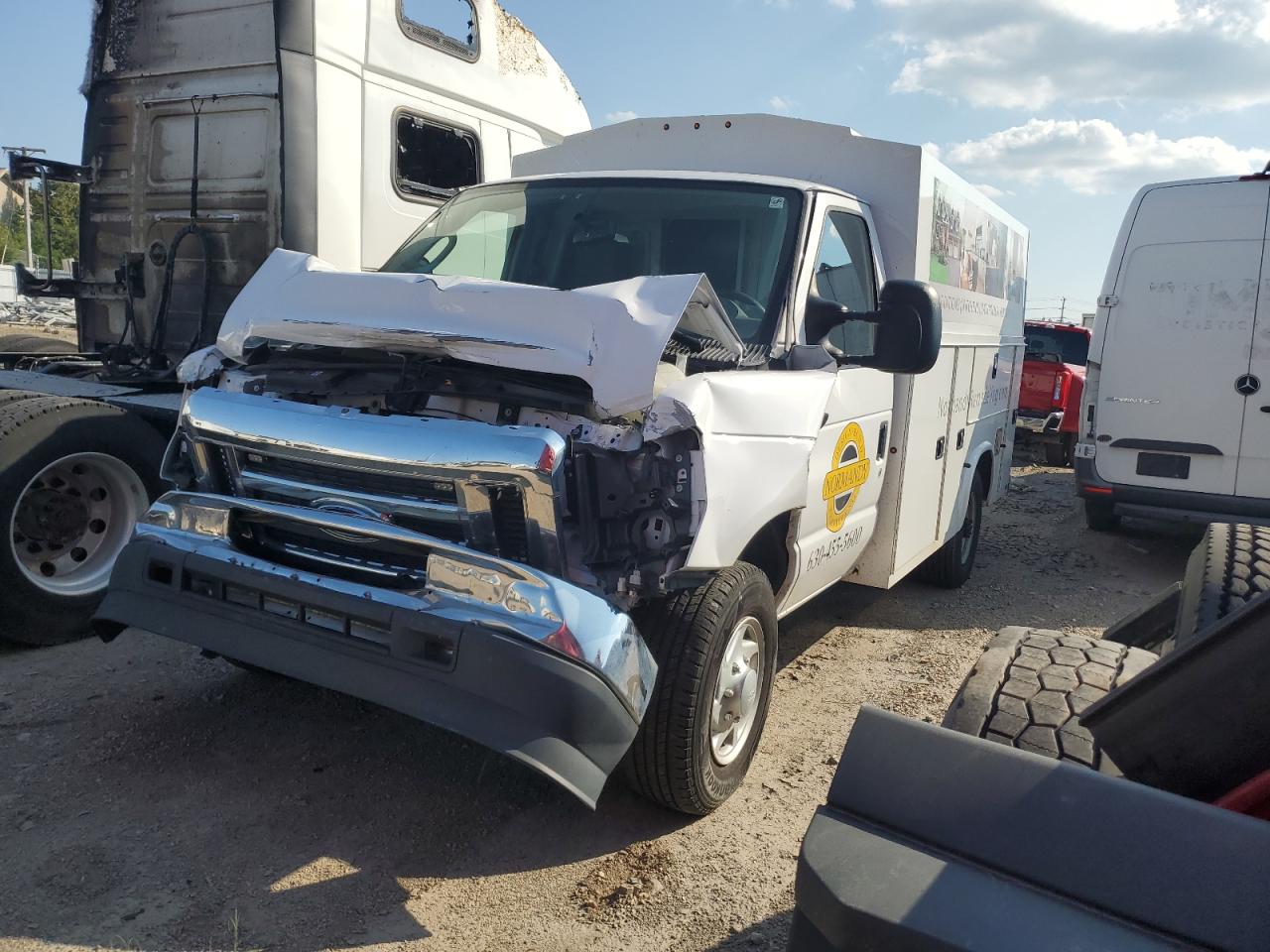 FORD ECONOLINE E350 SUPER DUTY CUTAWAY VAN