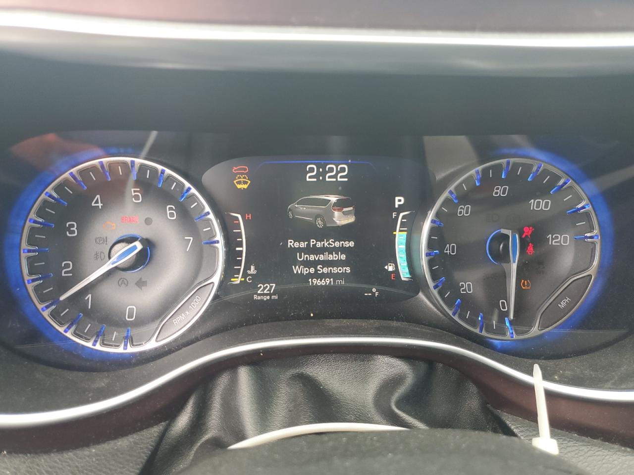 CHRYSLER PACIFICA LIMITED